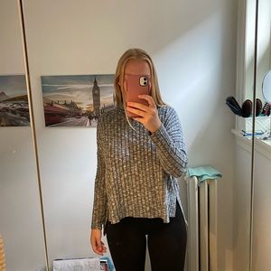 American Eagle grey turtleneck